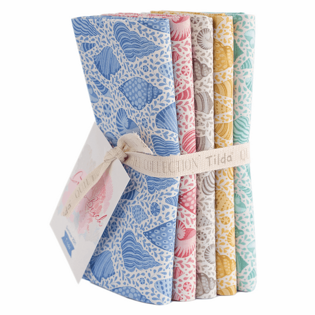 Cotton Beach Beach Shells Fat Quarter Bundle